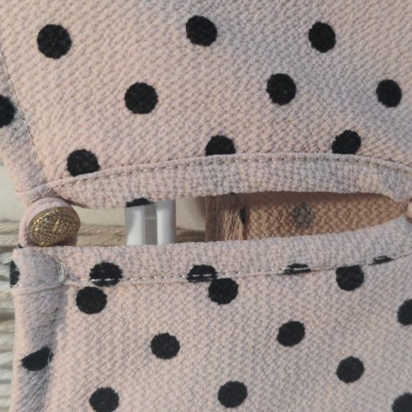 Polka Dot sleeveless Blouse - Picture 3 of 5